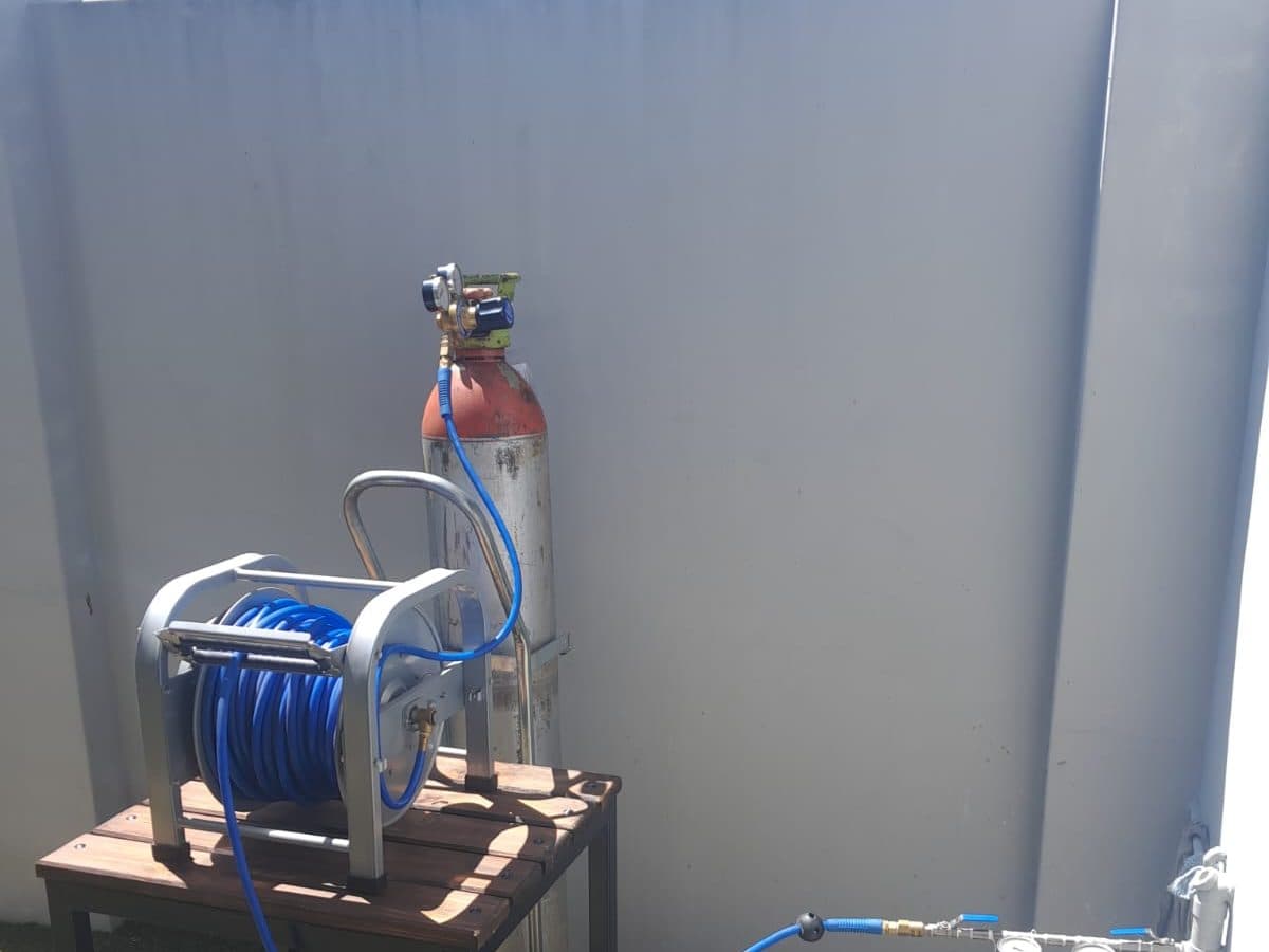 Tracer gas leak detection equipment set up on site by Splash Plumbers